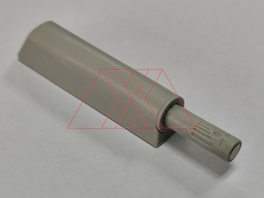 Push-to-open pusher