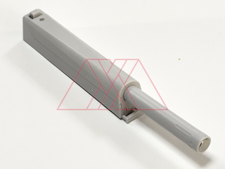 Push-to-open pusher